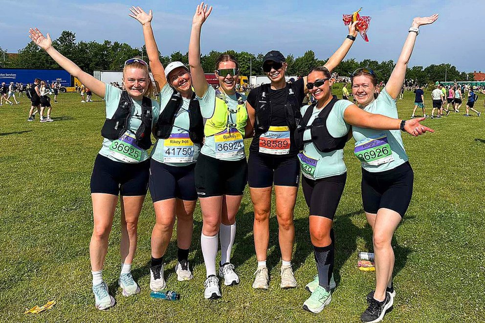 Áður en lagt var af stað. Frá vinstri : Lovísa Helga Jónsdóttir, Ríkey Þöll Jóhannesdóttir, Bjarney Gunnarsdóttir, Unnur Árnadóttir, Rebekka Hekla Halldórsdóttir og Borgný Finnsdóttir.  MYNDIR AÐSENDAR