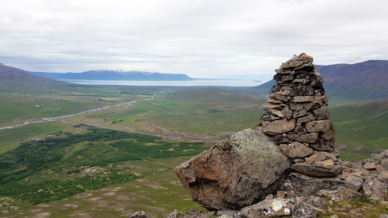 Horft yfir Hjaltadal úr Gvendarskál í Hólabyrðu. Mynd: PF.