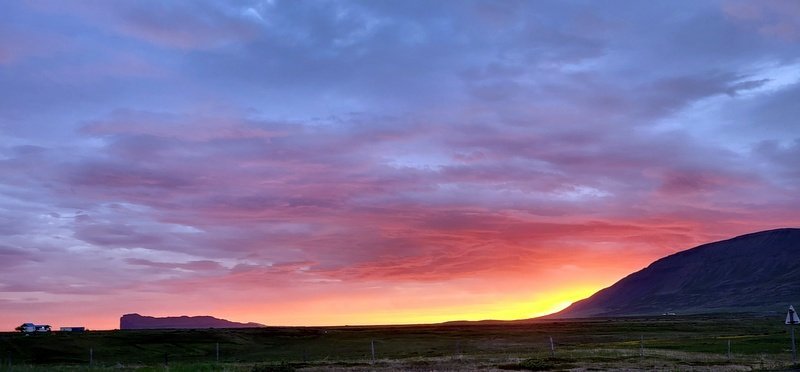 Eftir miðnætti Jónsmessudags á Hofsósi 2023. Mynd: PF.