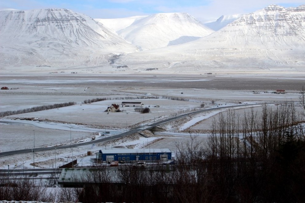 Vorið er að komið og verður þvi fagnað hjá Vélaval í Varmahlíð á föstudaginn. Myndin er tekin í febrúar í fyrra. Mynd: KSE