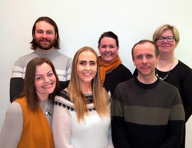 Sex efstu á lista VG og óháðra í Skagafirði: Aftari röð f.v.: Hrólfur Þeyr Hlínarson, Auður Björk Birgisdóttir og Steinunn Rósa Guðmundsdóttir. Neðriröð f.v.: Sigurlaug Vordís Eysteinsdóttir, Álfhildur Leifsdóttir og Pétur Örn Sveinsson. Aðsendar myndir.