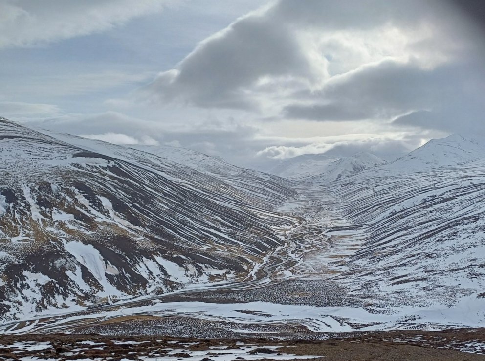 Víðidalur af Hryggjafjalli. MYND AÐSEND