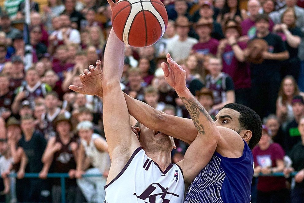 Eitt af mörgum stórum mómentum gærkvöldsins. MYND: SIGURÐUR INGI