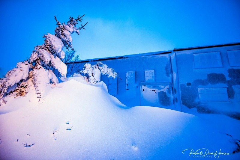 Mikið fannfergi eftir vonskuveðrið á Blönduósi. Mynd: Róbert Daníel Jónsson.