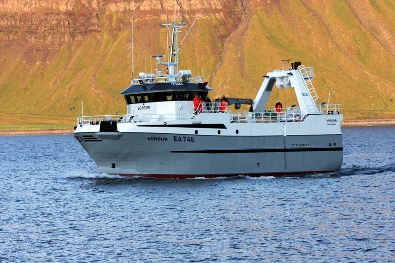 Vörður EA 748