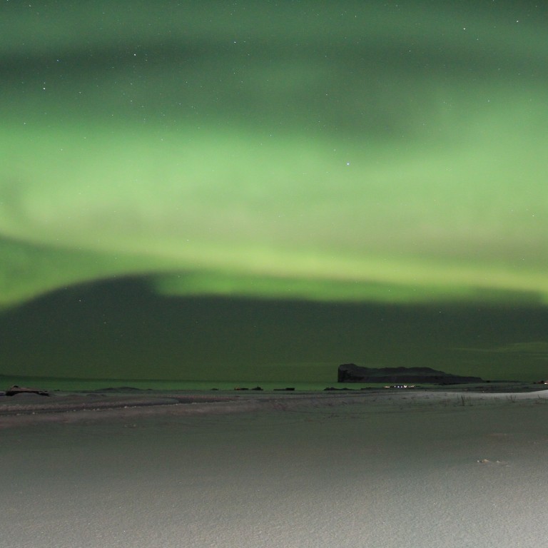 Það var stjörnubjartur og fagur himininn í Skagafirði þann 14. janúar, baðaður skærgrænum norðurljósum. Ljósm./Þorgrímur Ómar Tavsen