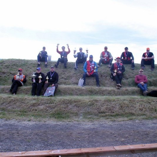 Hluti keppenda að móti loknu. Myndir: FB/Skotfélagið Markviss.