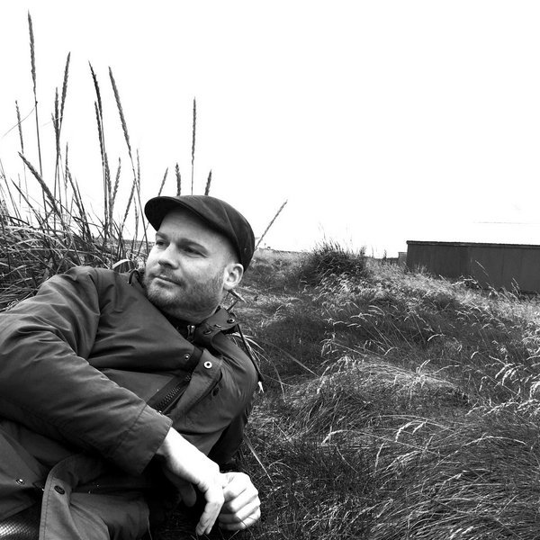 Grímur Hákonarson, leikstjóri Héraðsins er í aðalviðtali Feykis þessa vikuna. Hann fer yfir tilurð myndarinnar, líkindi kaupfélaganna í Skagafirði og Erpsfirði og fleira. Mynd aðsend.