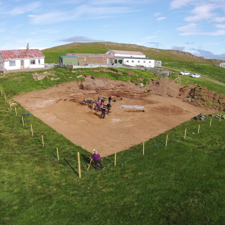 Skagfirska kirkju- og byggðasögurannsóknin og Byggðasafn Skagfirðinga bjóða til fyrirlestrar og umræðufundar um fornleifarannsóknirnar í Nesinu. Mynd/SCASS.