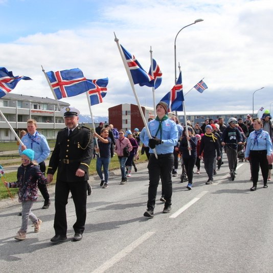 Skrúðgangan. Mynd: SMH