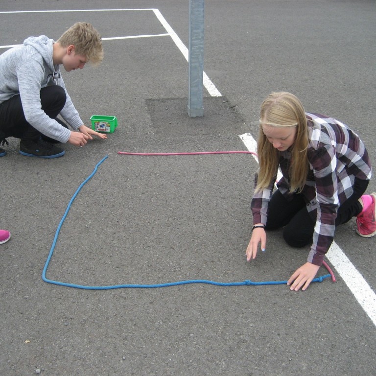 Útivera í Blönduskóla. Mynd: blonduskoli.is.