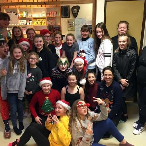 Mæting var góð og allir skemmtu sér vel. Mynd: Facebooksíðan Kormákur blak - aðdáendasíða