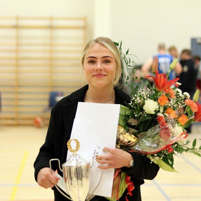 Perla Ruth Albertsdóttir, handknattleikskona frá Eyjanesi í Hrútafirði. Mynd: USVH.