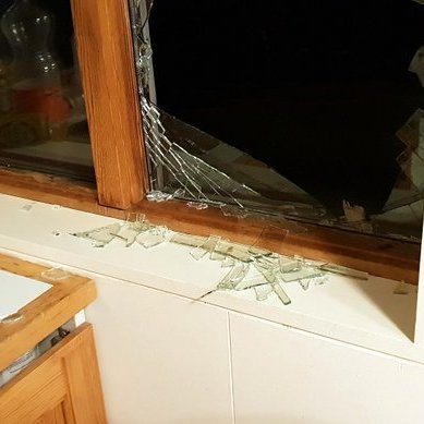 Það hefur eitthvað gengið á í eldhúsinu á Steini í nótt.