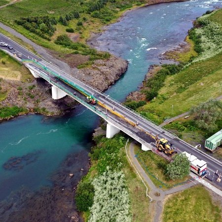 Önnur akreinin er lokuð og verður það þannig fram á haustið. Mynd af Facebooksíðu Lögreglunnar á Norðurlandi vestra.