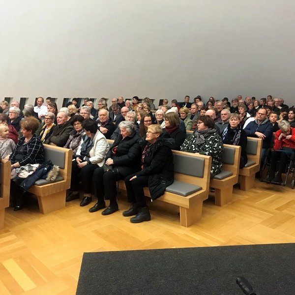 Það var margt um manninn í Blönduóskirkju sl. sunnudag en þá var blásið til heilmikillar tónlistarveislu til styrktar orgelsjóði kirkjunnar. Mynd: Skarphéðinn Einarsson.