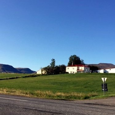 Hátún 1 hlaut Umhverfisverðlaun Skagafjarðar á síðasta ári í flokknum býli með búskap. Aðsend mynd.