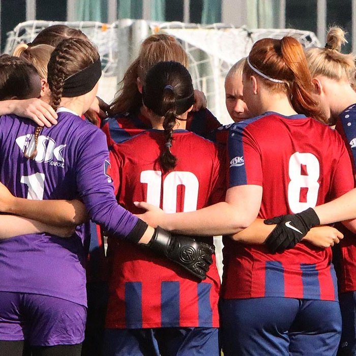 Stólastúlkur. MYND: ÓAB