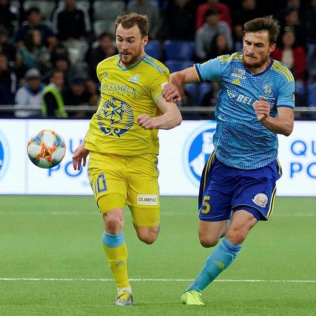 Rúnar Már með boltann. MYND: ASDANA