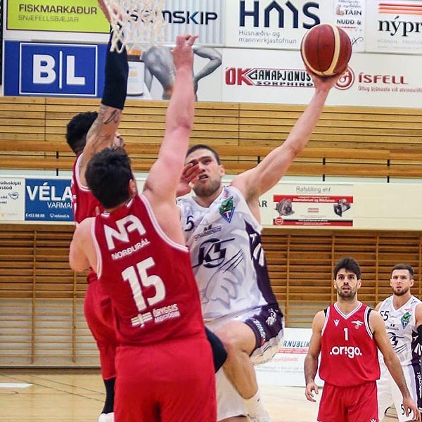 Jaka Brodnik var stigahæstur Tindastólsmanna í gær. Hér er hann í leik gegn Val fyrr á árinu. MYND: HJALTI ÁRNA