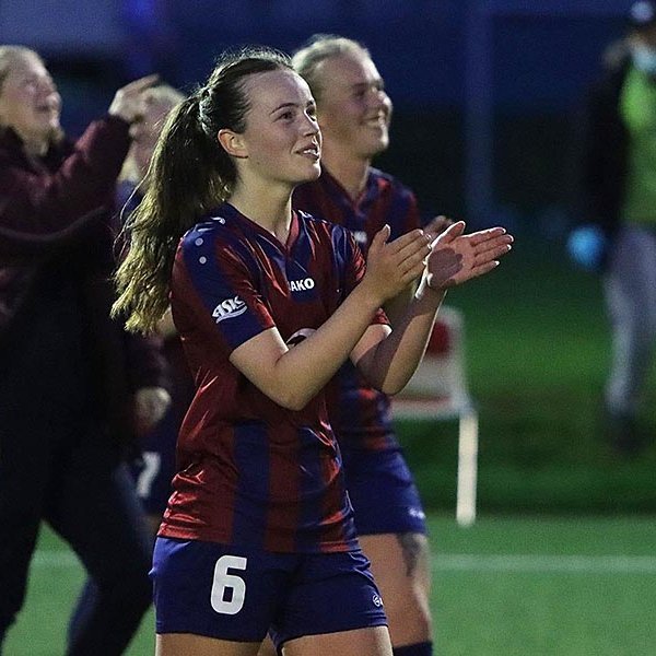 Laufey Harpa að leik loknum sl. sumar. MYND: ÓAB