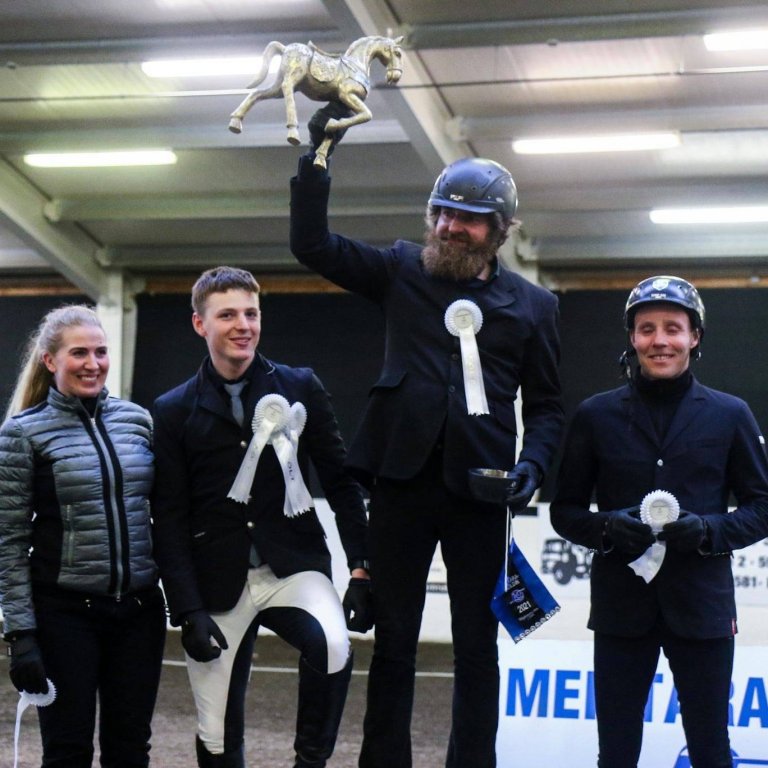 Lið Íbishóls að sigri loknum. Mynd: Meistardeild KS í Hestaíþróttum