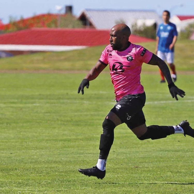 Akil á fleygiferð á Blönduósvelli. MYND: JÓN ÍVAR HERMANNSSON