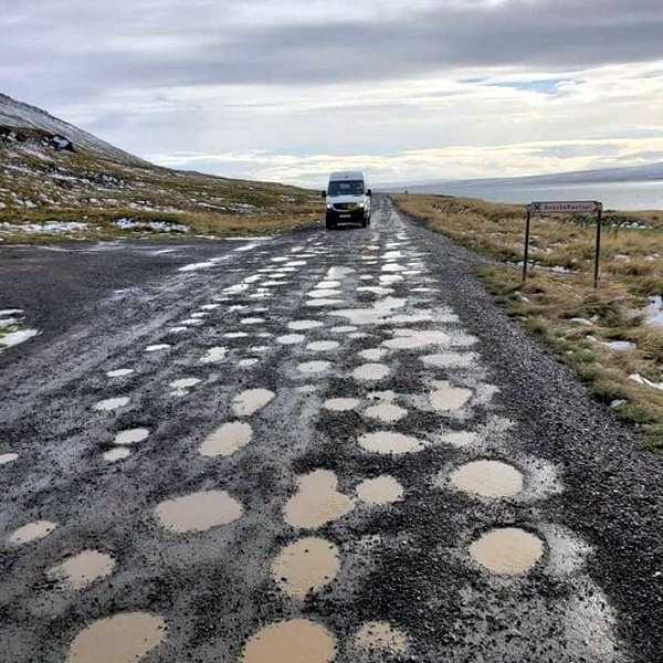 Vatnsnesvegur á slæmum degi. Mynd: Húnaþing vestra.