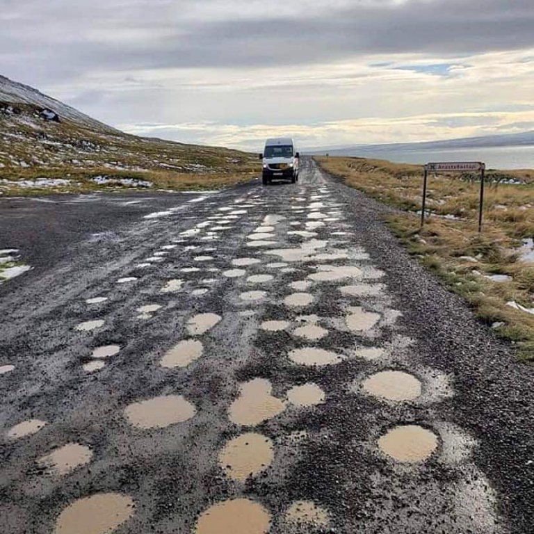 Vatnsnesvegur. MYND AF VEF HÚNAÞING VESTRA