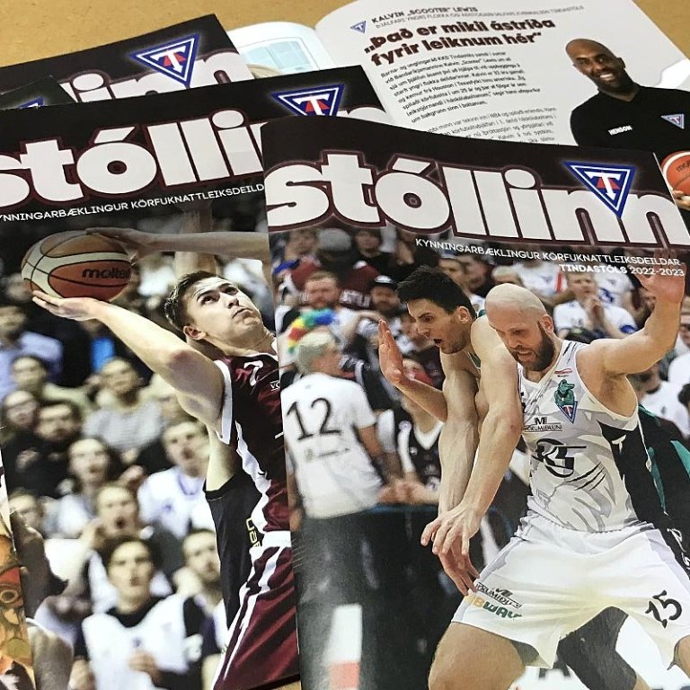 Það er Sigurður Gunnar Þorsteinsson sem prýðir forsíðu Stólsins að þessu sinni. Þessa kraftalegu mynd tók Davið Már í rimmu Tindastóls og Njarðvíkur í vor. MYND: ÓAB