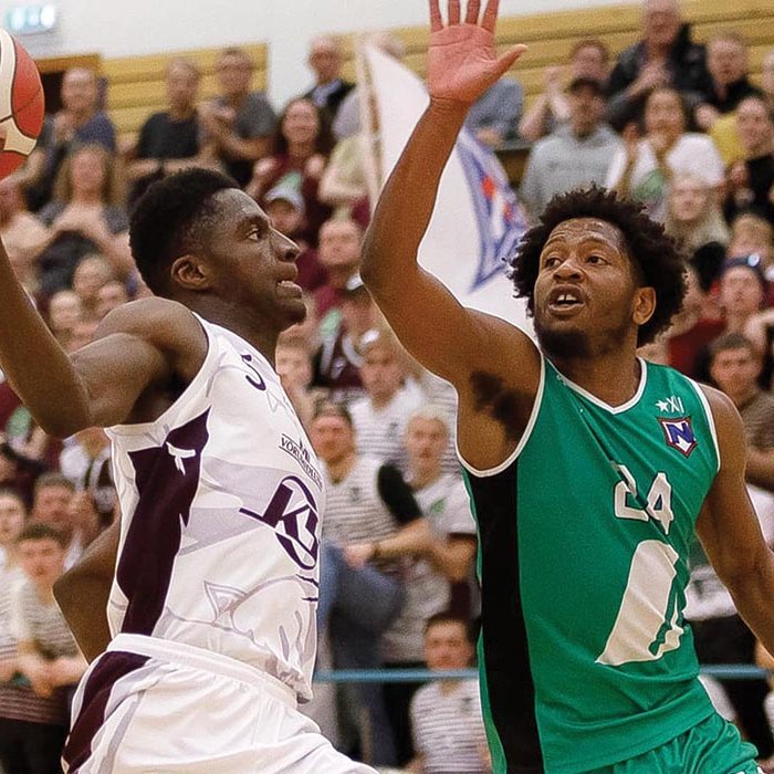 Taiwo Badmus var bestur Stólanna í gær. Hér er hann í troðsluhugleiðingum gegn liði Njarðvíkur í vor. MYND: DAVÍÐ MÁR