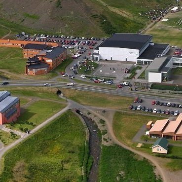 Mynd af skólasvæðinu. Tekin af fnv.is