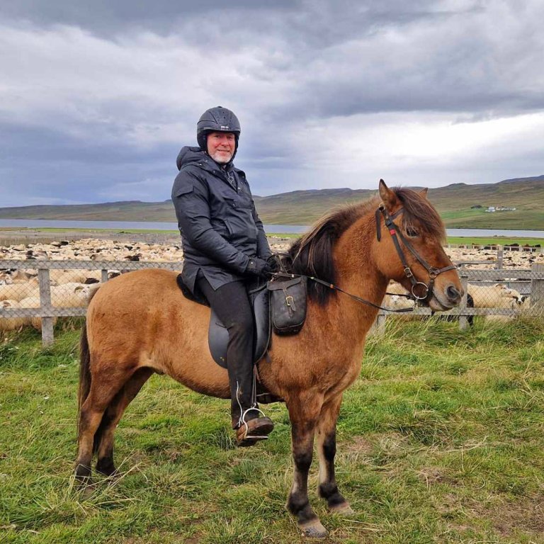 Pétur í göngum nú í september. MYND AÐSENS