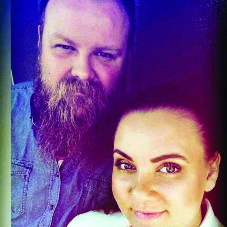 Óskar Ingi og Kristjana. „Við ætlum að skora á mömmu mína, Helgu Kristínu 
Sigurðardóttur, segir Kristjana.“ MYND AÐSEND