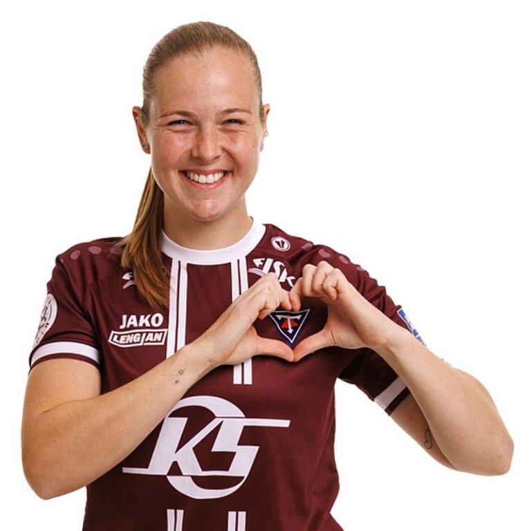 Bryndís er skráð með 268 leiki fyrir Tindastól en fyrsta mfl. leikinn lék hún snemma sumars 2011 og var þá einn efnilegasti markvörður landsins. MYND: ANDRI ÞÓR FYRIR DAVÍÐ MÁ