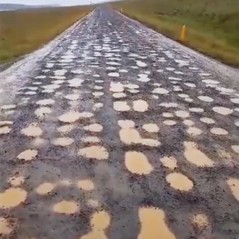Vatnsnesvegur er sjaldnast upp á marga fiska. MYND AF NETINU