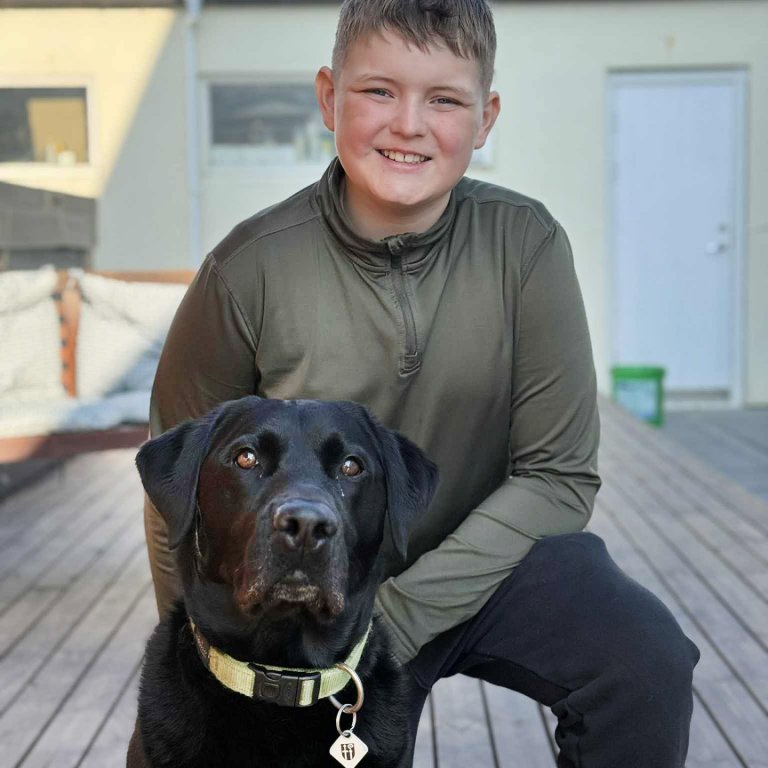 Patrekur Snær ásamt Tinna. Fyrir ættfræðiþyrsta þá er Patrekur sonur hjónanna Jóns og Lenu. Jón er útfararstjórinn á Króknum og Lena er sjúkraþjálfari. Patrekur á einnig bróðir sem heitir Magnús Elí. MYND AÐSEND