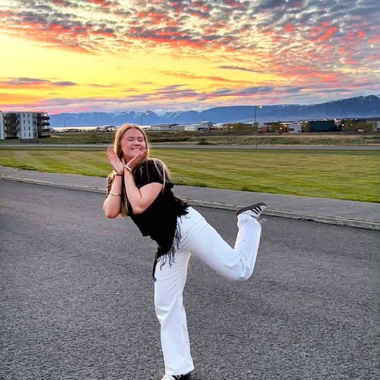 Bjarkey Dalrós bregður á leik. AÐSEND MYND