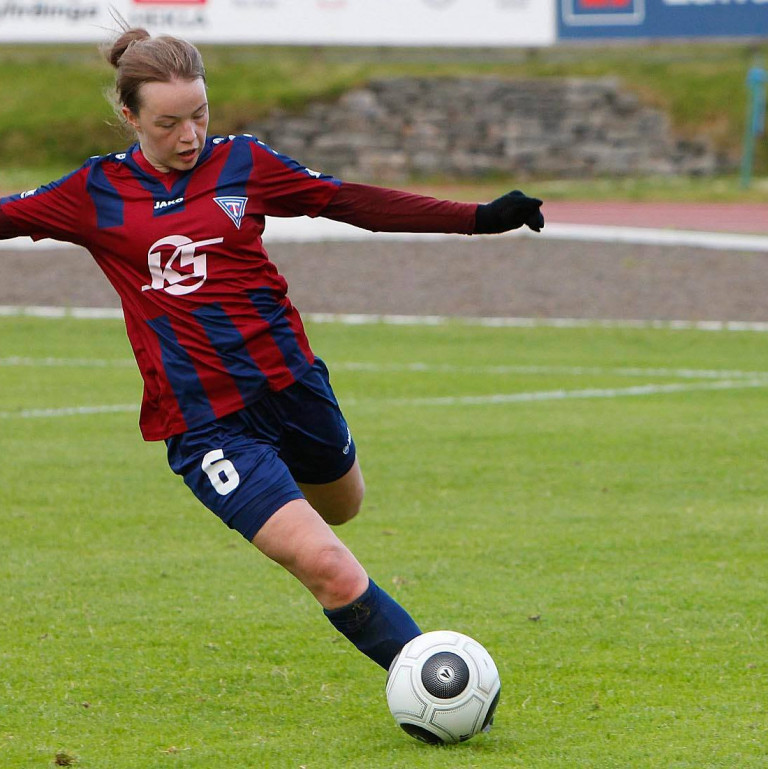 Laufey Harpa Halldórsdóttir átti eitt besta skot Stólastúlkna í leiknum í gær. MYND: ÓAB