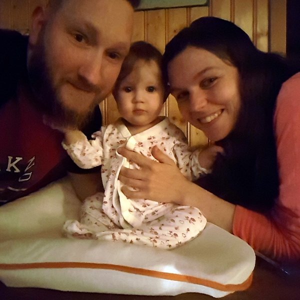 Matgæðingarnir Marteinn Svanur og Saskia ásamt dótturinni Freyju Náttsól.