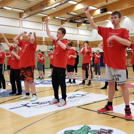 Dansað í sólarhring - Myndband