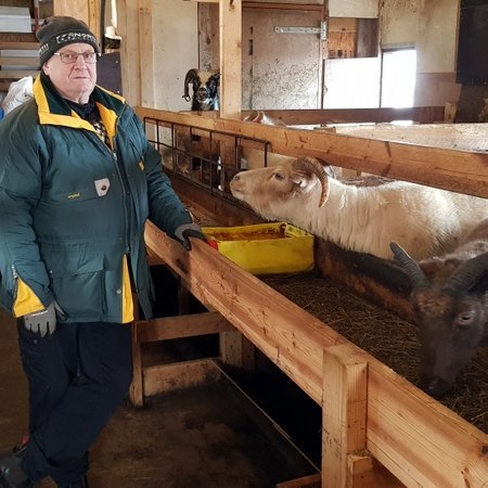 Það er gaman að vera hér og hitta félagana :: Nafabóndinn Hörður Sigurjónsson