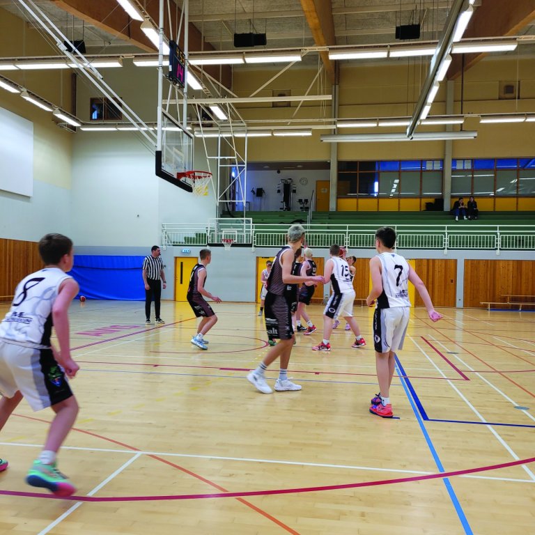 Strákarnir í 10. fl. að spila við Hött. Ljósmyndir: Hjalti Vignir