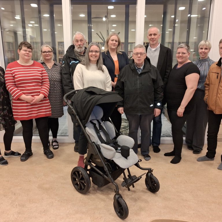 Frá afhentingunni. MYND AÐSEND