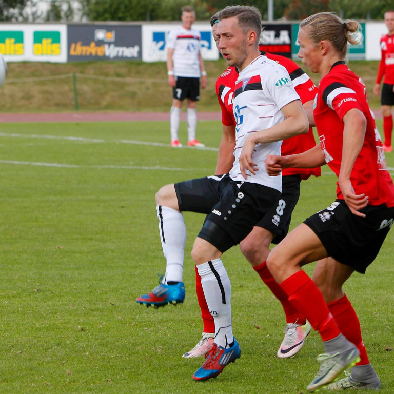 Benni jafnaði fyrir Tindastól á 69. mínútu en það dugði ekki til. Þessi mynd er reyndar frá í fyrra. MYND: ÓAB