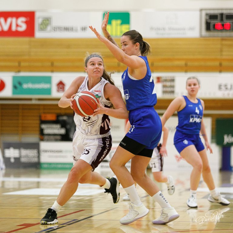 Maddie Sutton hefur reynst liði Tindastóls mikill styrkur. Hér er hún í leik gegn ÍR fyrr í vetur. MYND: DAVÍÐ MÁR