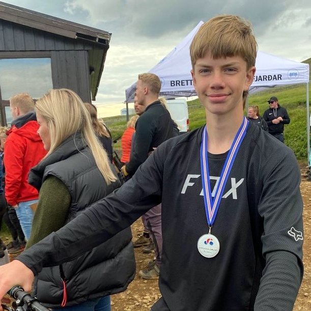 Anton Þorri sáttur að lokinni reiðhjólakeppni í sumar. Aðsendar myndir.