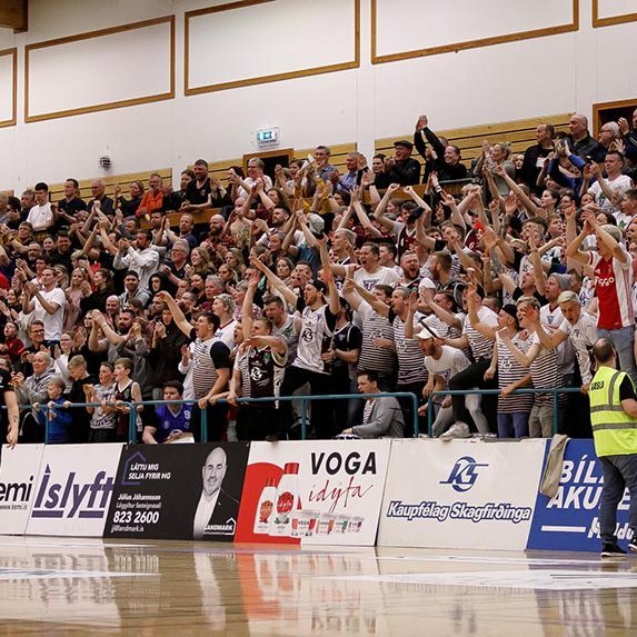 Má ég heyra: Þetta er fyrir Tindastól! MYNDIR: DAVÍÐ MÁR