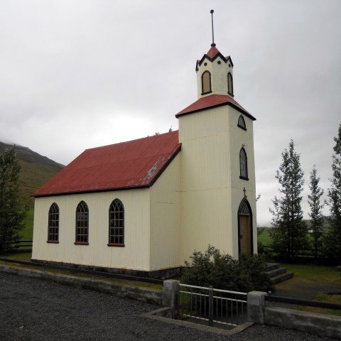 Holtastaðakirkja. Mynd:kirkjutorg.net