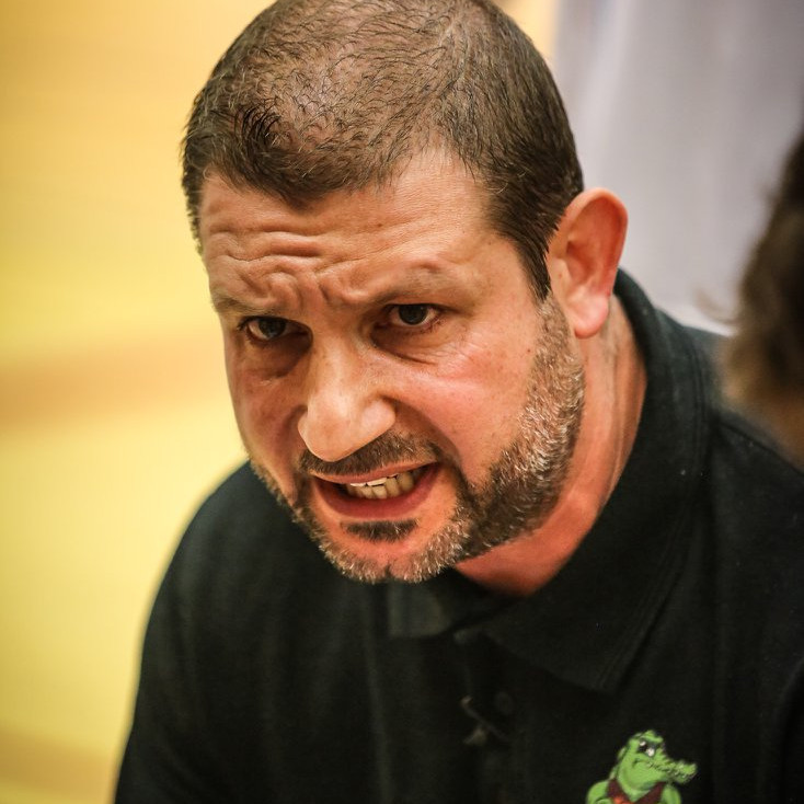 Israel Martin fer yfir málin með Tindastólsliðinu. MYND: HJALTI ÁRNA